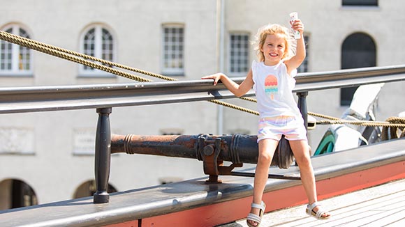 Tropisch warm? Maak het Scheepvaartmuseum ijsvrij!