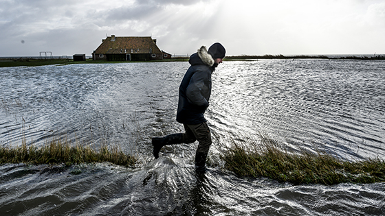 rijzend water: de wereldwijde impact van de stijgende zeespiegel zichtbaar