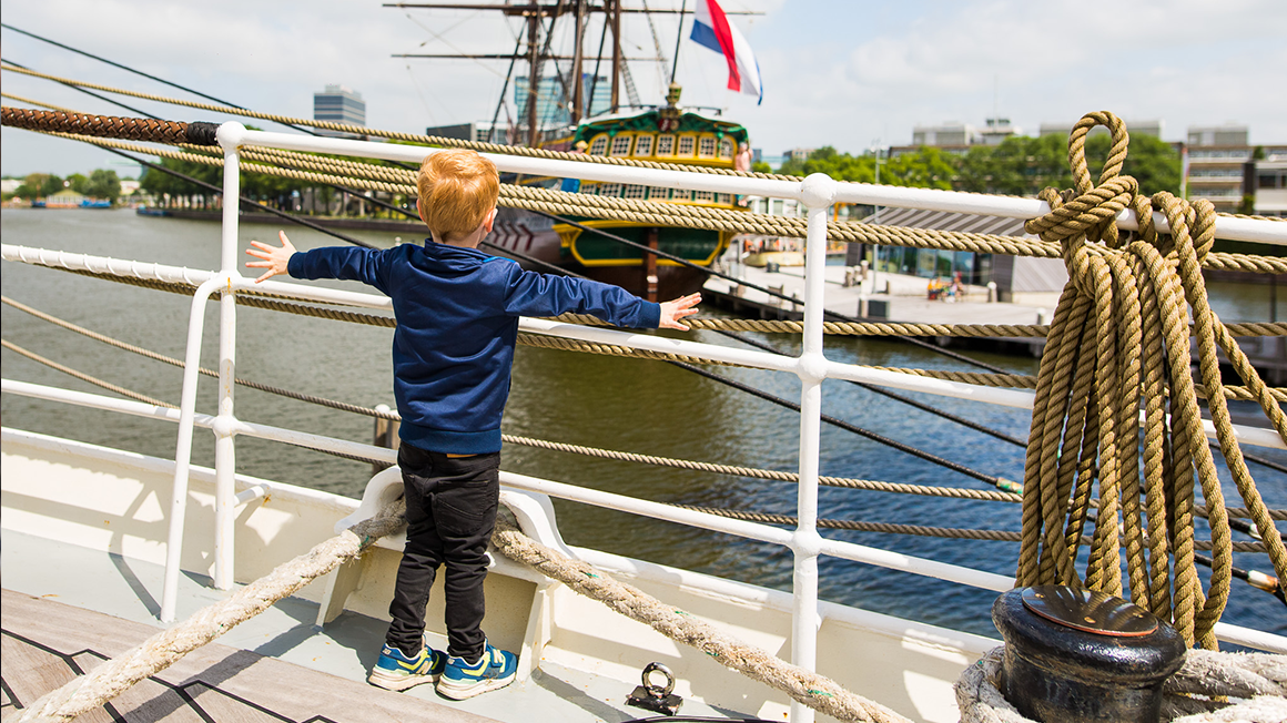 stap aan boord van de clipper Stad Amsterdam (alle leeftijden)