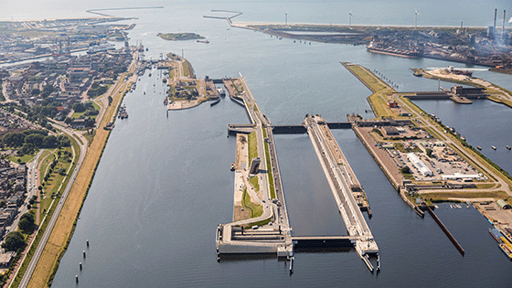 Bestemming Amsterdam Haven - vanuit de verkeerstoren