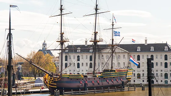 bezoek VOC-schip Amsterdam