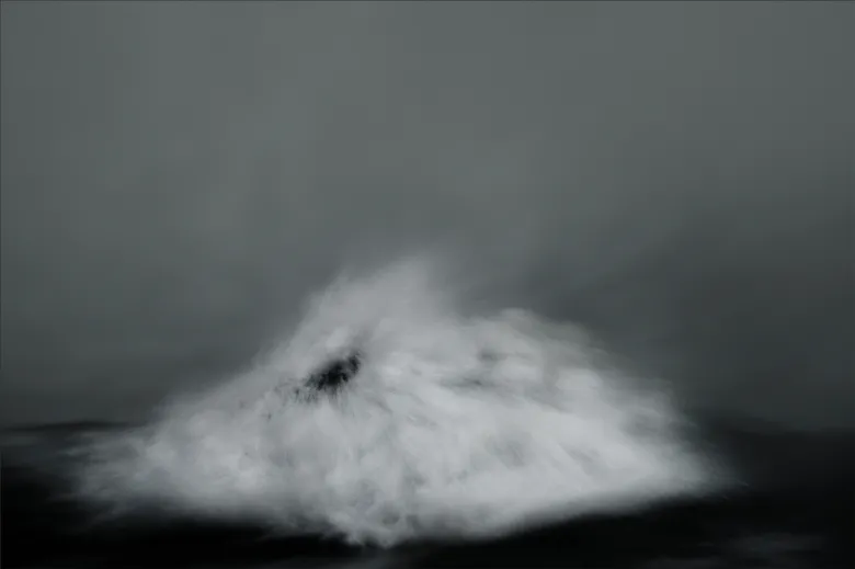 Transcripts of a Sea, #042512 © Stephan Vanfleteren